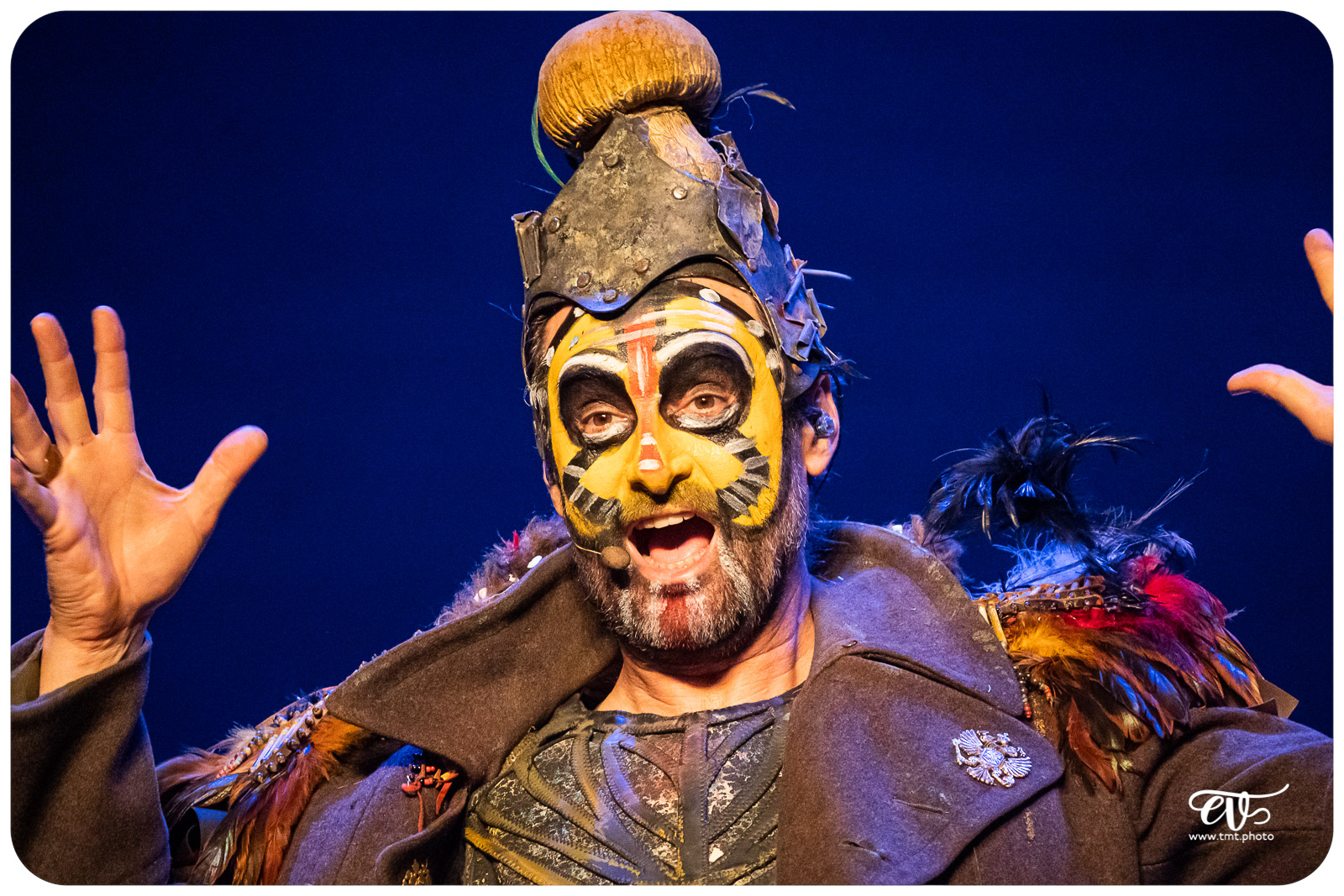 THE PRIMITALS (YLLANA & PRIMITAL BROTHERS)